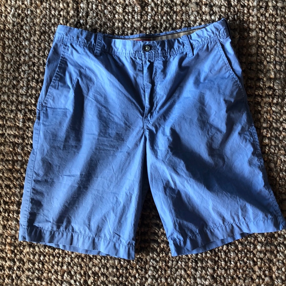 IZOD khaki shorts